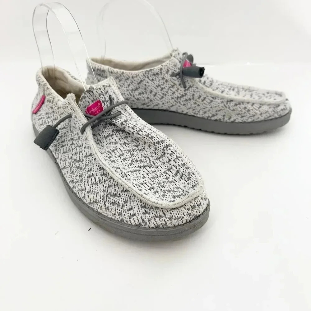 SIMPLY SOUTHERN Womens Size 10 Slip On Shoe Breeze Grey/White - Picture 5 of 8